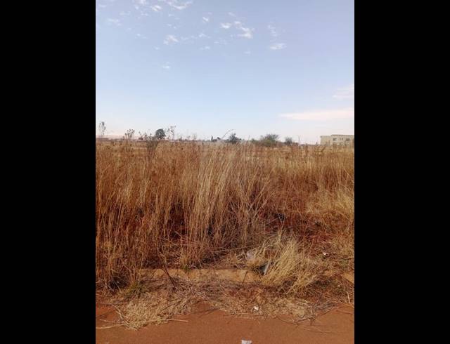 LAND FOR SALE IN VILLA LIZA